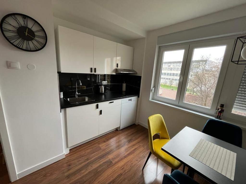 Four Pearls Apartment Karlovac Exterior foto